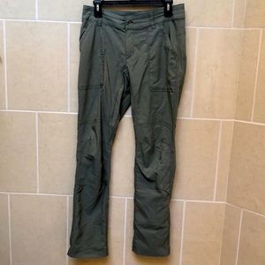 Columbia Womens Pilsner Peak Long Pants Olive Sz 8
